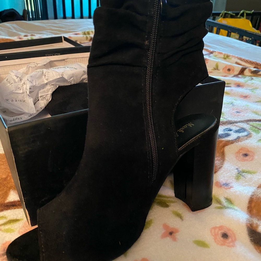 Woman’s shoes